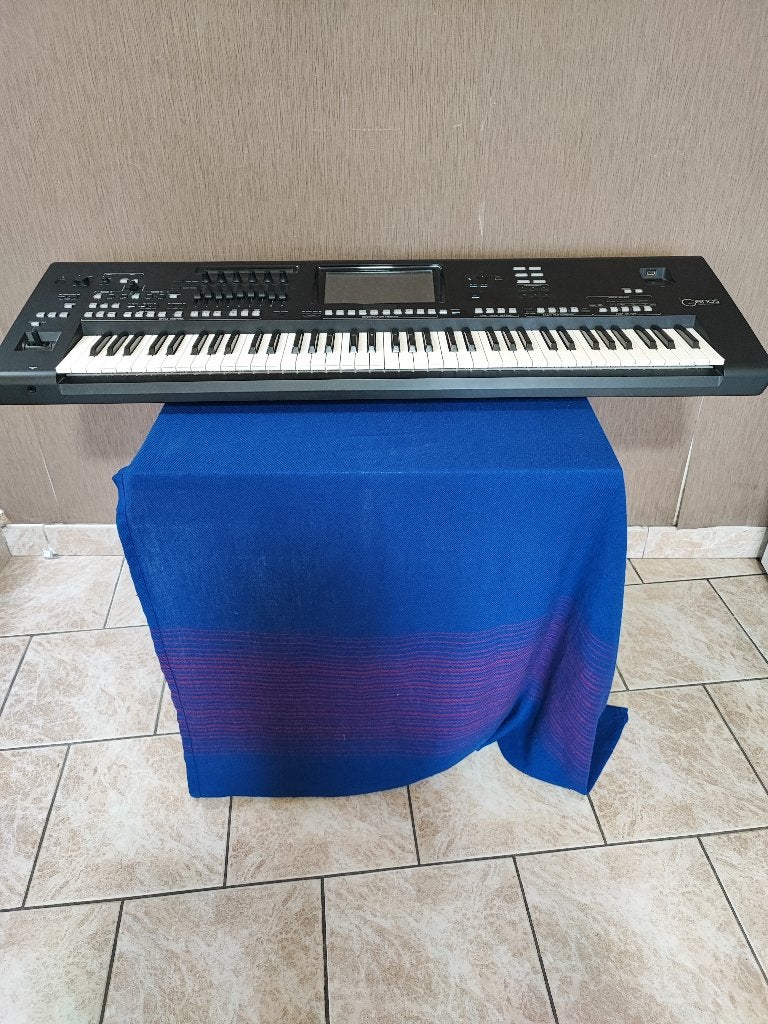 GENOS Yamaha, Muziek en Instrumenten, Keyboards, Ophalen, Zo goed als nieuw, Yamaha
