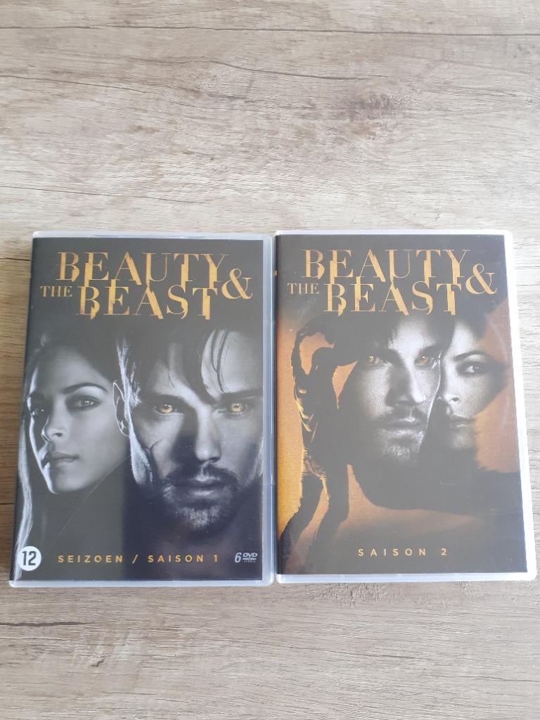 DVD " The beauty and the beast" saisons 1-2, Cd's en Dvd's, Vanaf 12 jaar, Ophalen, Zo goed als nieuw, Actie
