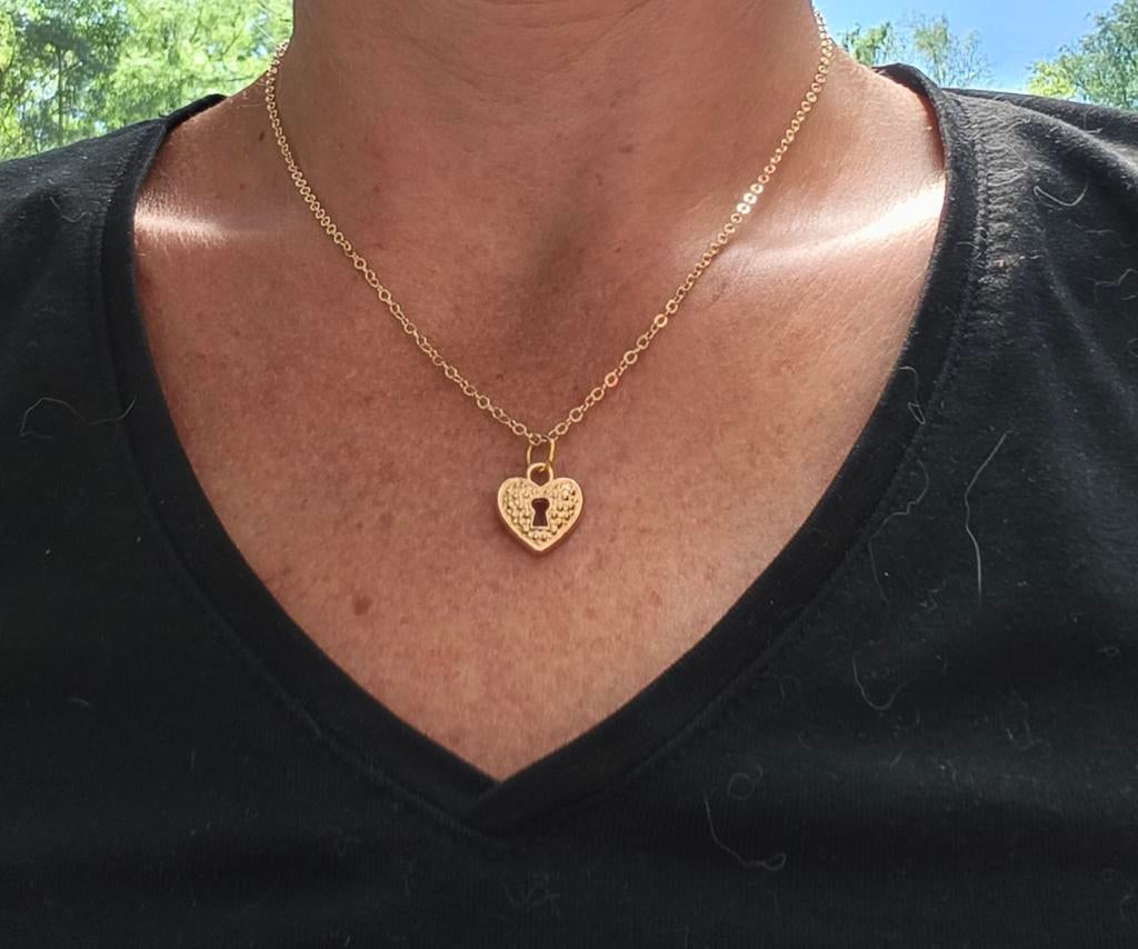 Collier, Enlèvement ou Envoi