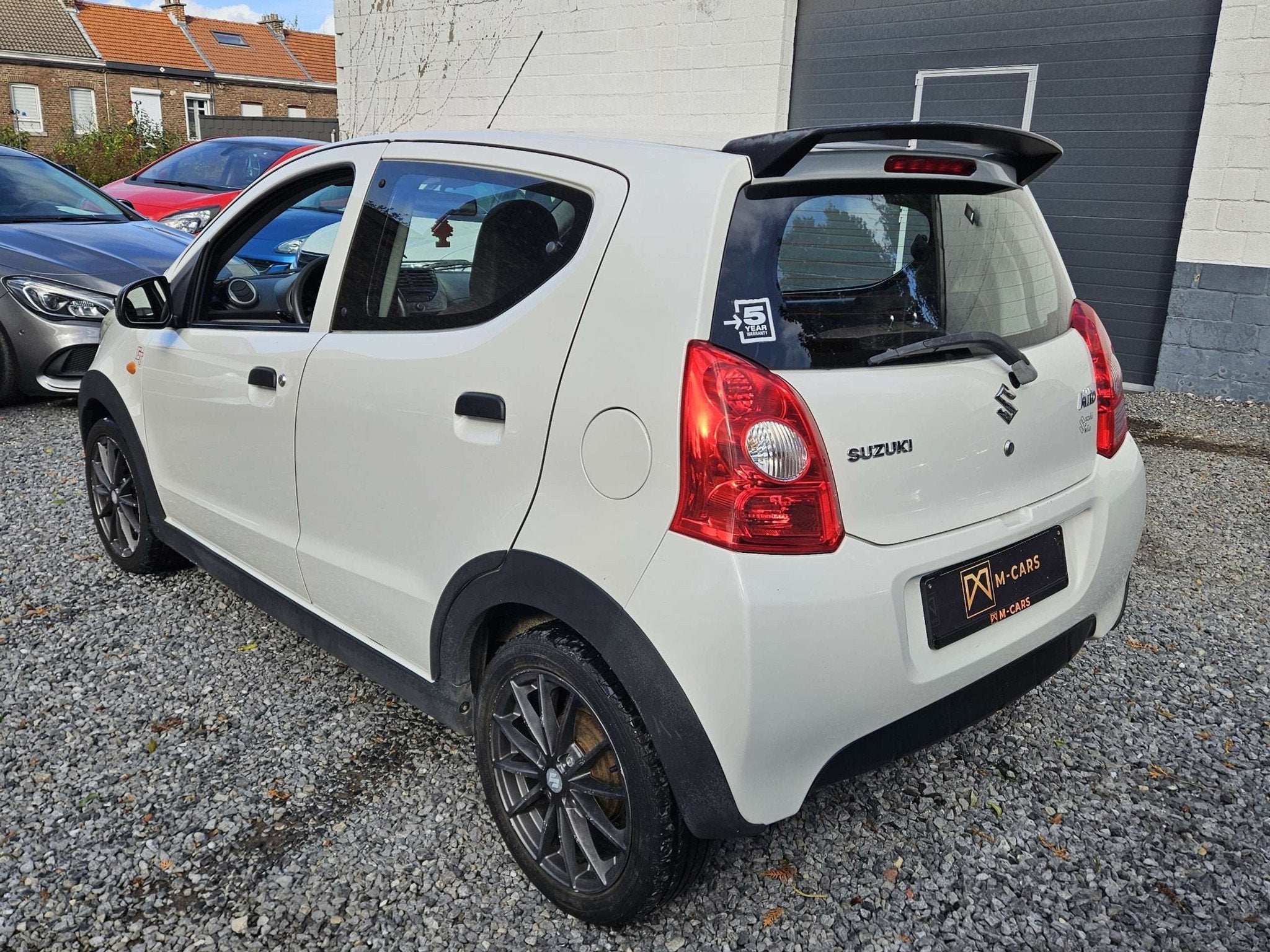 Suzuki Alto GT * 1ER PROPRIO * CLIM * (bj 2012), Auto's, Zwart, Bedrijf, 5 deurs, 3 cilinders