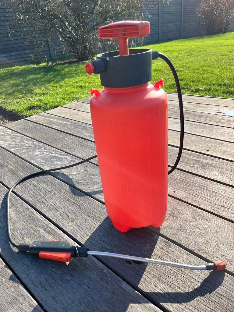 Pulvérisateur gardena jardin 5 litres, Jardin & Terrasse, Pesticides, Enlèvement, Utilisé, Répression des mauvaises herbes