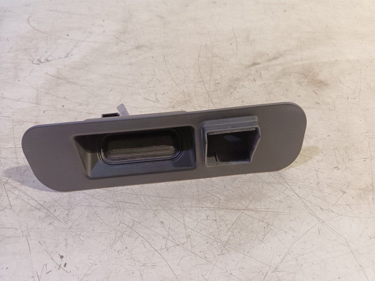 Achterklep ontgrendeling Opel Zafira, Auto-onderdelen, Onderdelen@venauto.nl, Van der Ven Autorecycling B.V., Gebruikt, Ettenseweg 76, 4706 PB Roosendaal, The Netherlands