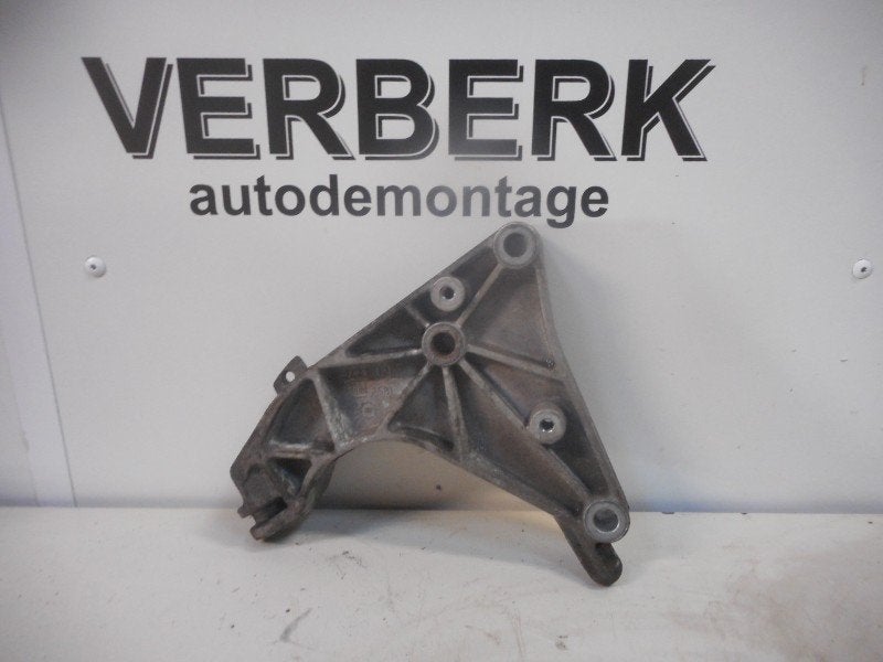 BOITE DE VITESSES SUPPORT ARRIÈRE Zafira (F75) (24436121), Opel, Opel Automobile GmbH, Utilisé, Kontakt-opel@opel.com