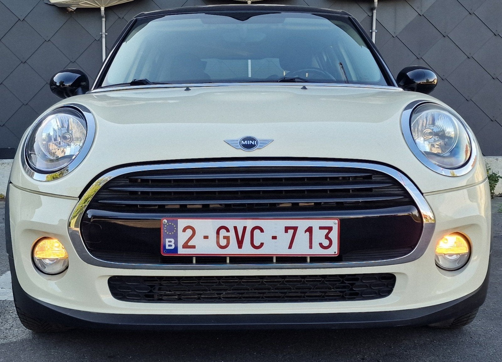 Mini Cooper AUTOMATIC 1.5 Turbo à essence avec 89000 km, 100 kW, Achat, Euro 6, 5 portes