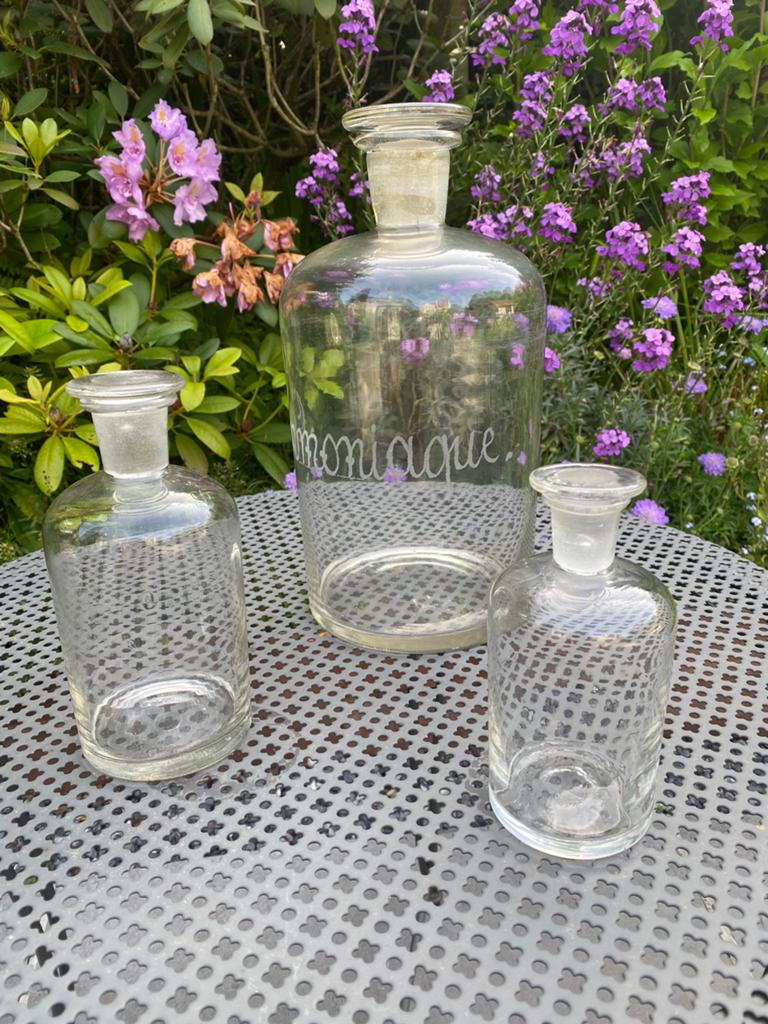 Lot de 3 flacons en verre type pharmacie, Antiquités & Art, Enlèvement