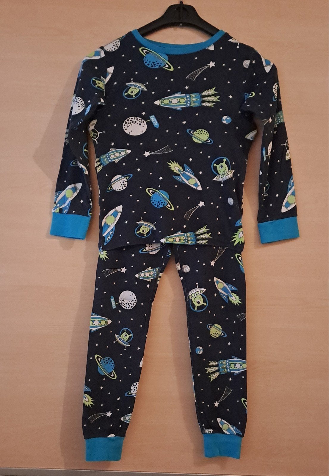pyjama (thème spatial) (tailles 122-128), Garçon, Enlèvement ou Envoi, H&M, Comme neuf