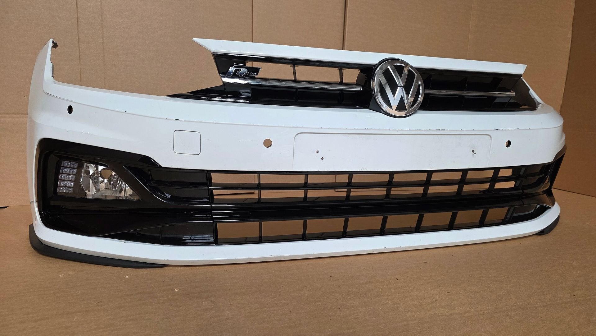Voorbumper VW Polo 2G AW R-line bj.2018-2022 6xPDC RLINE, Gebruikt, -, Ophalen of Verzenden, Bumper