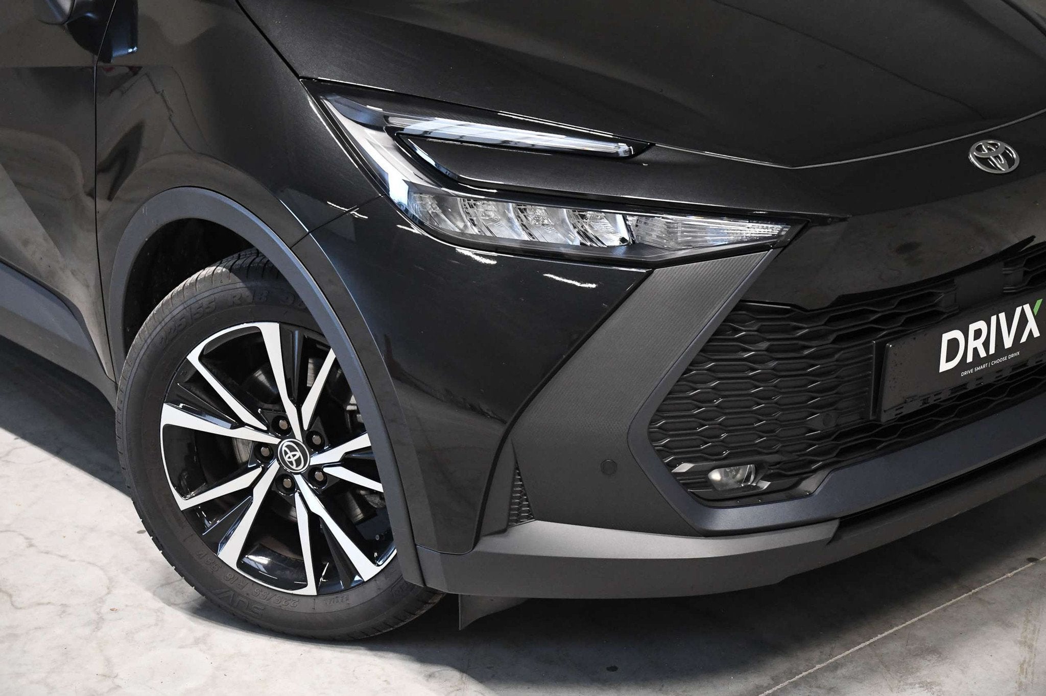 Toyota C-HR Plug-in 19g Co2 - ACC - Stuurwielverw. - Carplay, Autos, Achat, Entreprise, Noir, 5 portes