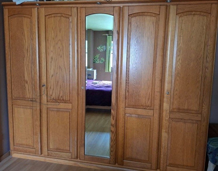Magnifique garde-robes en bois noble., Maison & Meubles, Armoires | Penderies & Garde-robes, Avec tablette(s), Comme neuf, Enlèvement