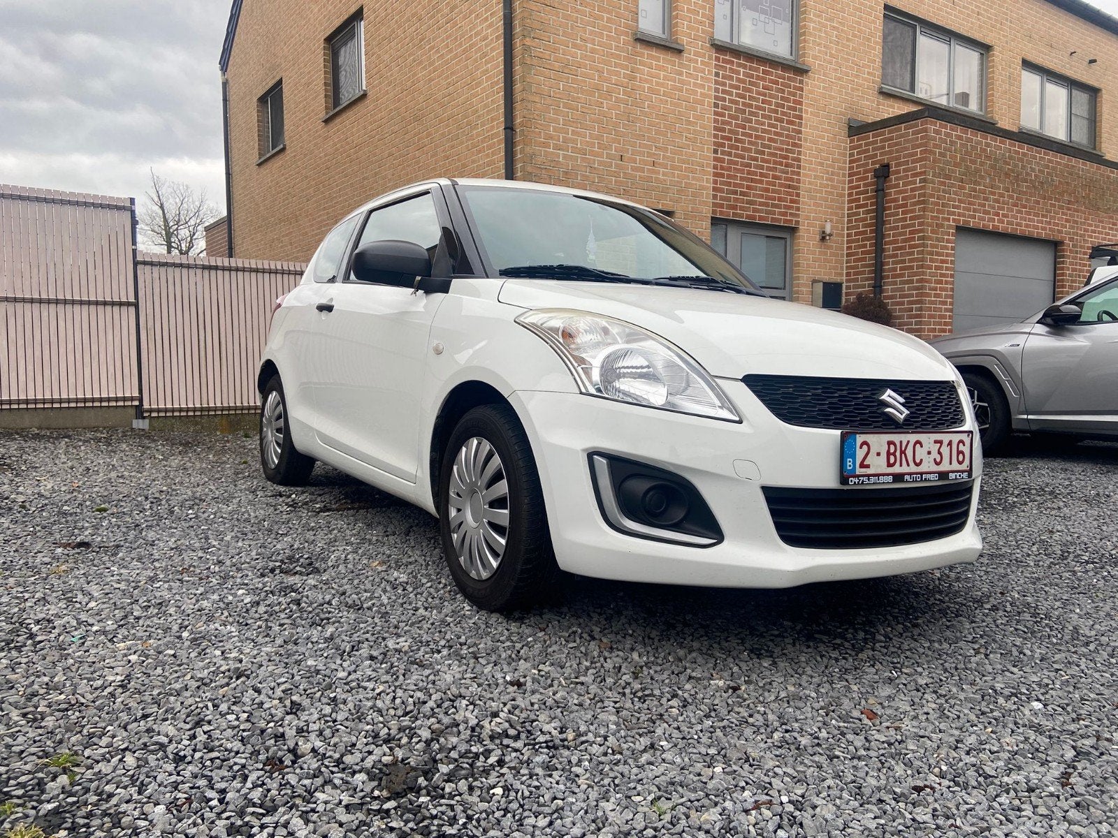 Suzuki Swift 1200cc essence 69 kws 94 ch euro 6b vitres élec, Auto's, Suzuki, Particulier, Swift, Elektrische ramen, Radio, Benzine