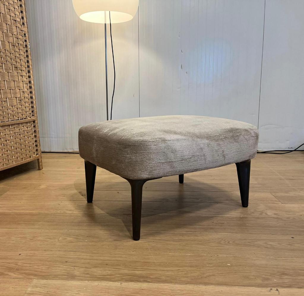 ÉTAT NEUF Minotti Aston pouf + garantie – PN: 1.750€, Design Voetenbanken en Poefen Minotti, Enlèvement ou Envoi, Comme neuf, 50 à 75 cm