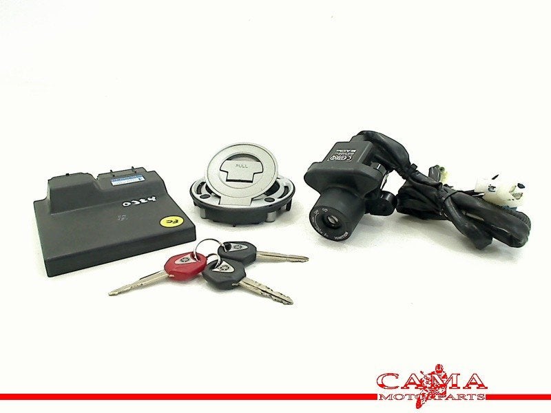 ENSEMBLE DE VERROU ET CYLINDRE DE PORTES Yamaha, Dhr. S. di Majo, Utilisé, Info@cama-motorparts.nl, P.J. Troelstraweg 8 8
3144 CX  MAASSLUIS, NL