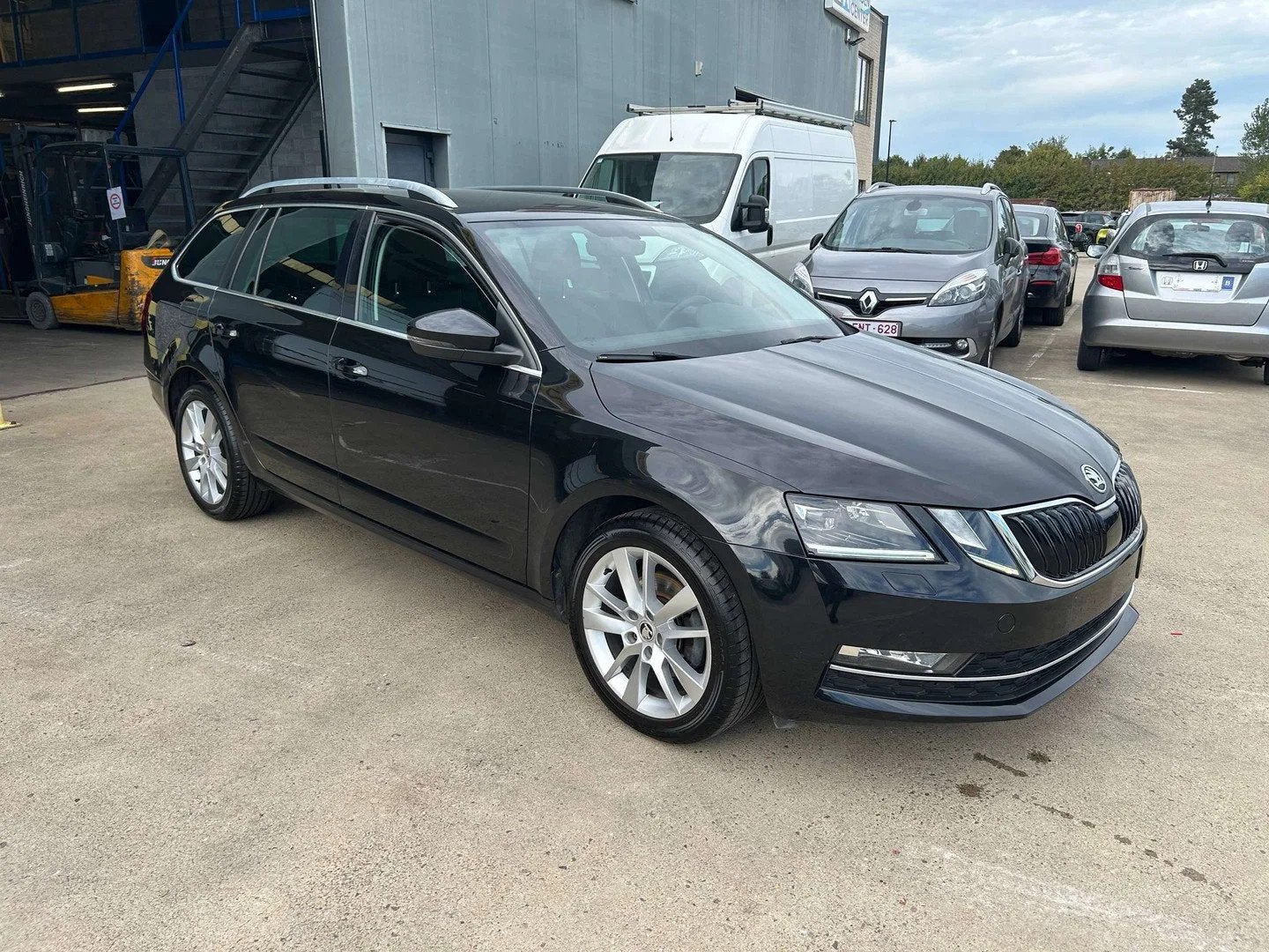 Skoda Octavia Octavia SW 1.0 TSI virtuele cocpit zie foto's, Auto's, Gebruikt, Zwart, 5 deurs, 3 cilinders