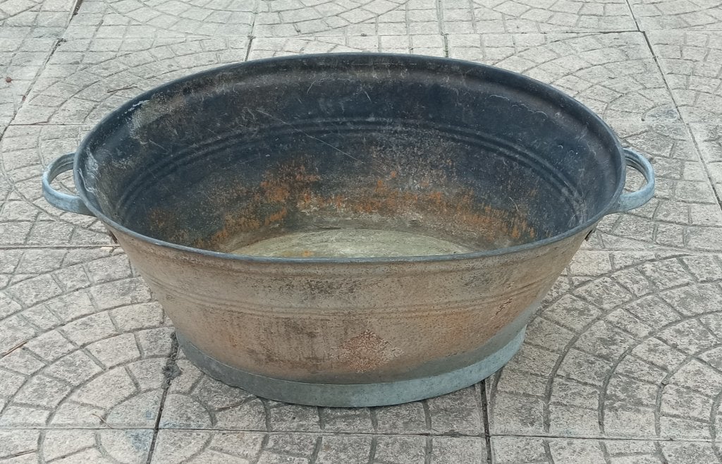 Une jardinière en zinc en forme de baignoire, Moins de 30 cm, Enlèvement, Utilisé, 60 à 100 cm