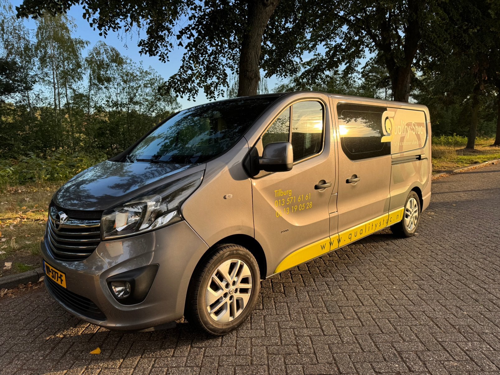 Opel vivaro dubbele cabine van 2015 ,  1e eigenaar weinig km, Auto's, Bestelwagens en Lichte vracht, Particulier, Te koop, Schuifdeur