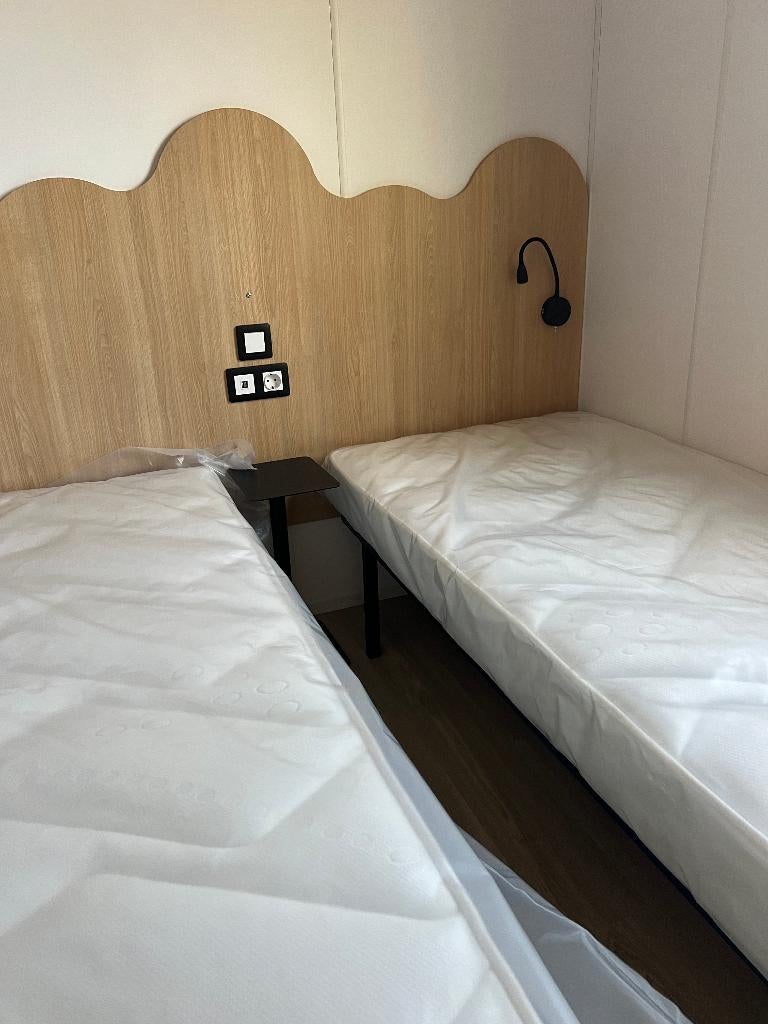 Nieuwe bedden uit stacaravan te koop, Tot en met 3