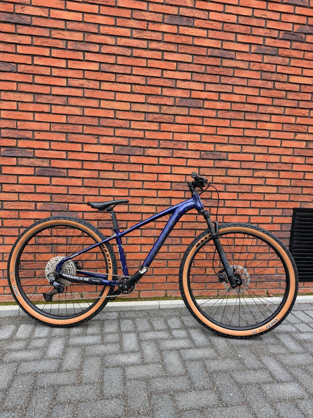 Kona Mahuna mountainbike RockShox Shimano Deore, Fietsen en Brommers, Hardtail, Ophalen, Gebruikt, Heren