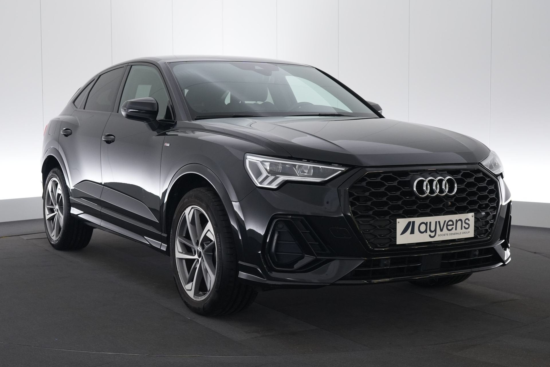 (2ATG360) AUDI Q3 SPORTBACK, 1395 cm³, Phares entièrement LED, Achat, Entreprise