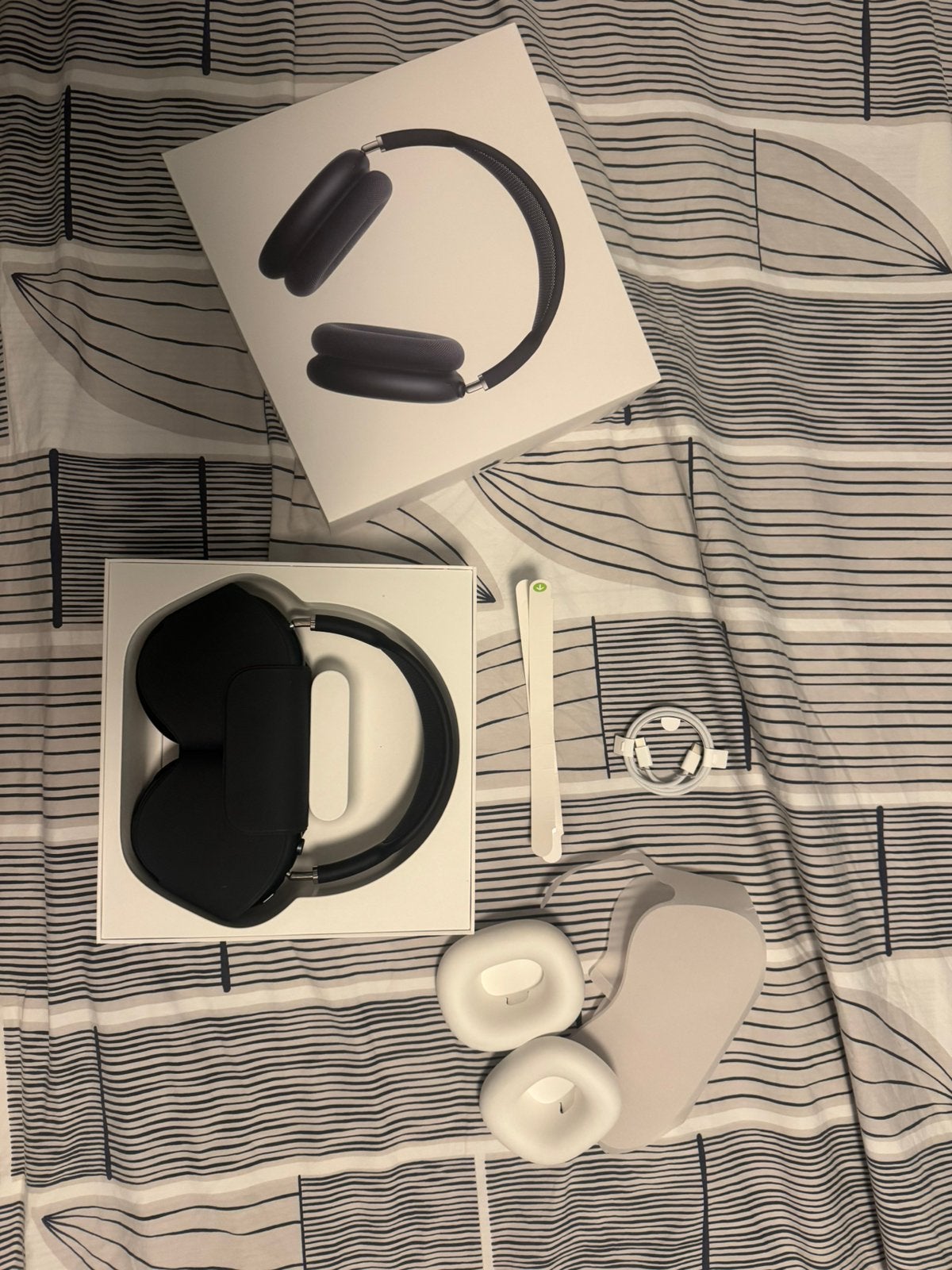 Apple airpods max navy, Enlèvement ou Envoi, Comme neuf, Bleu, Apple