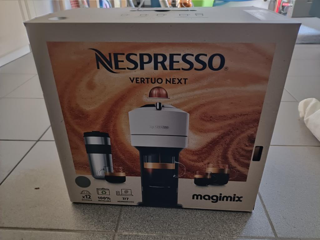 Magimix Vertuo Next, Elektronische apparatuur, Koffiezetapparaten, Zo goed als nieuw, Koffiepads en cups, Espresso apparaat, 1 kopje