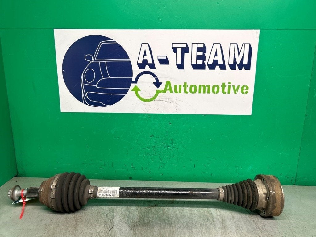 CARDAN ARRIERE DROIT (TRANSMISSION) Audi (|8P0501204|), Auto-Union-Straße  1,
85057  Ingolstadt, DE, Info@audi.de, Audi, Utilisé