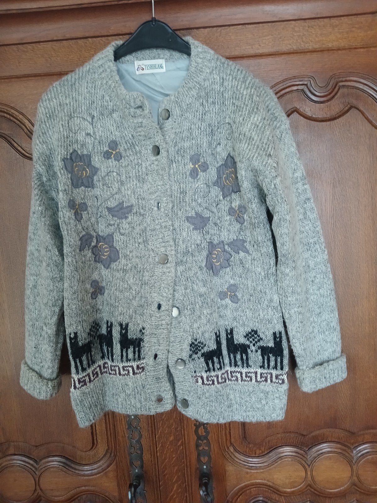 gilet tricoté, Enlèvement ou Envoi, Comme neuf, Taille 38/40 (M), Gris