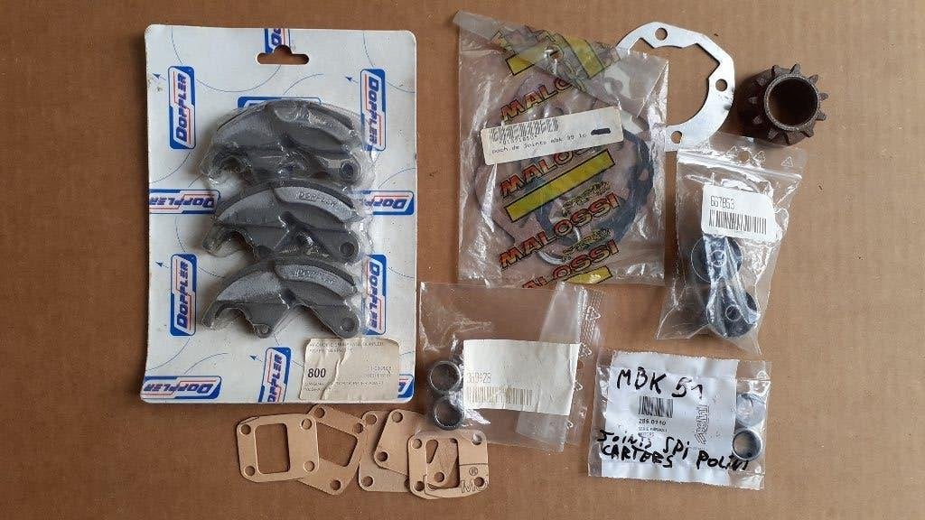 Lot de pièces neuves pour MBK 51, Vélos & Vélomoteurs, Enlèvement ou Envoi, Neuf, Bloc, MBK