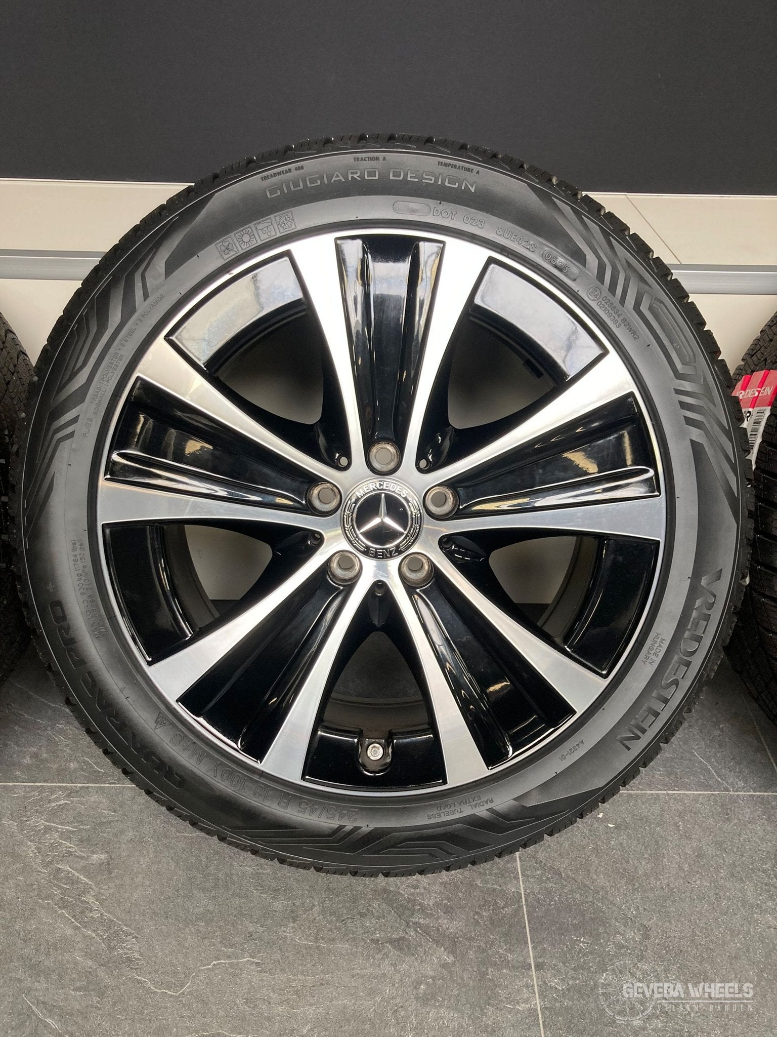 18” originele Mercedes Vito E W213 velgen + allseason banden, Pneus et Jantes, 245 mm, 4 Saisons, 18 pouces