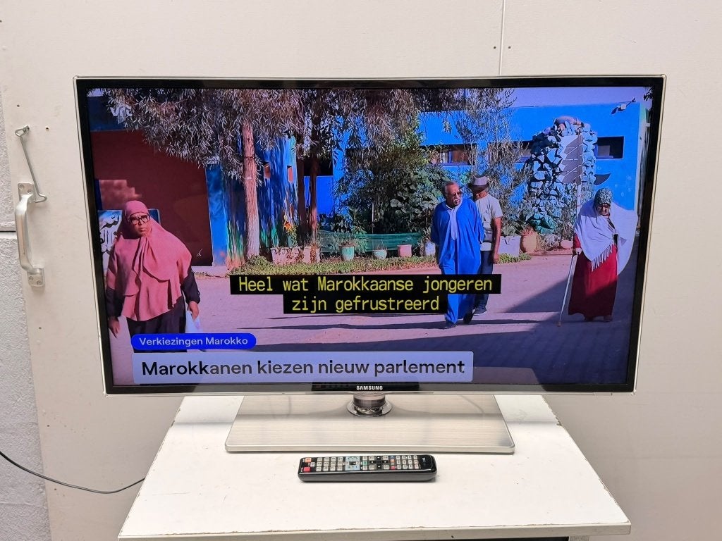 (65) Perfect werkende tv Samsung met de afstandsbediening., Enlèvement