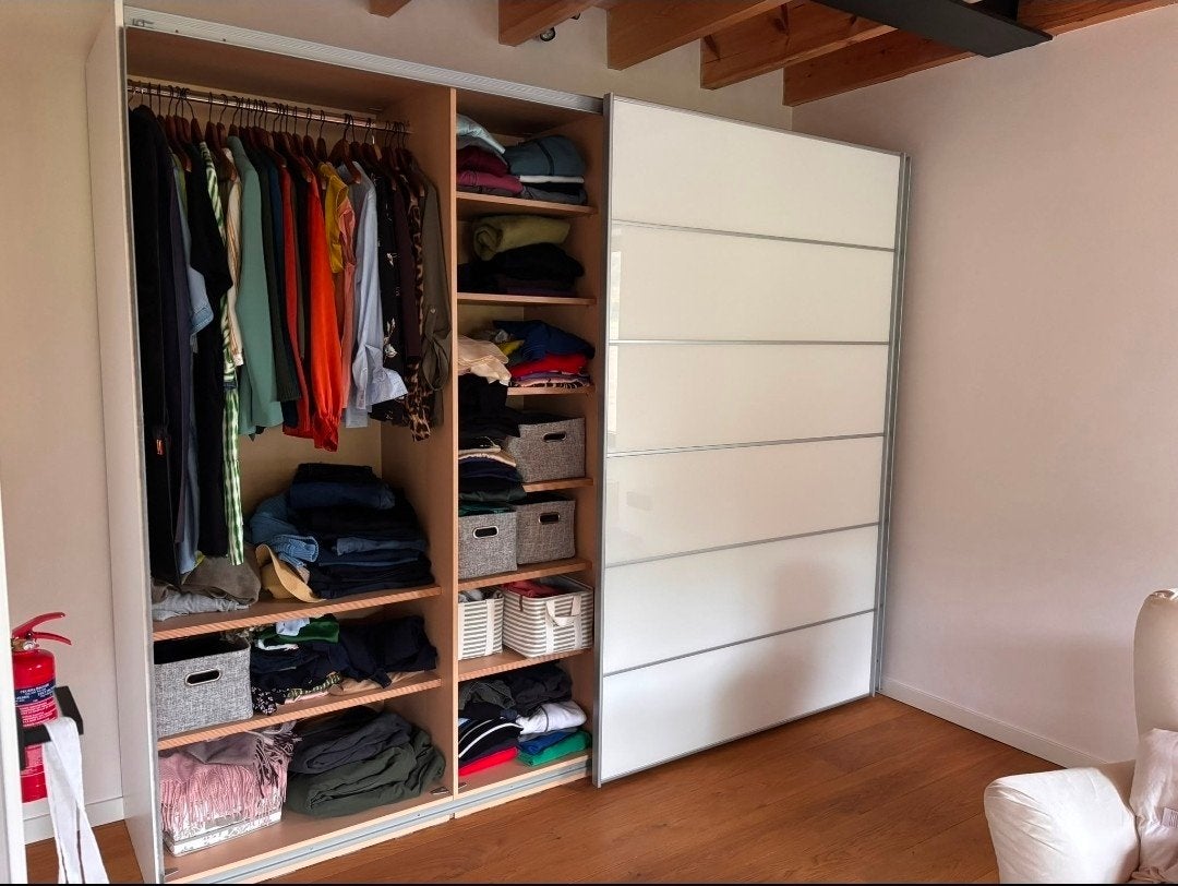 Mooie kleerkast in uitstekende staat, Ophalen