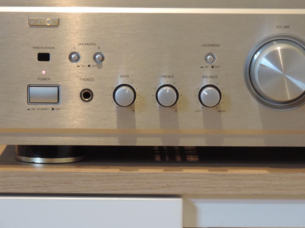 Denon PMA-1055R – Ampli stéréo Hi-Fi, Audio, Tv en Foto, Versterkers en Ontvangers, Ophalen, Gebruikt, Stereo, Denon