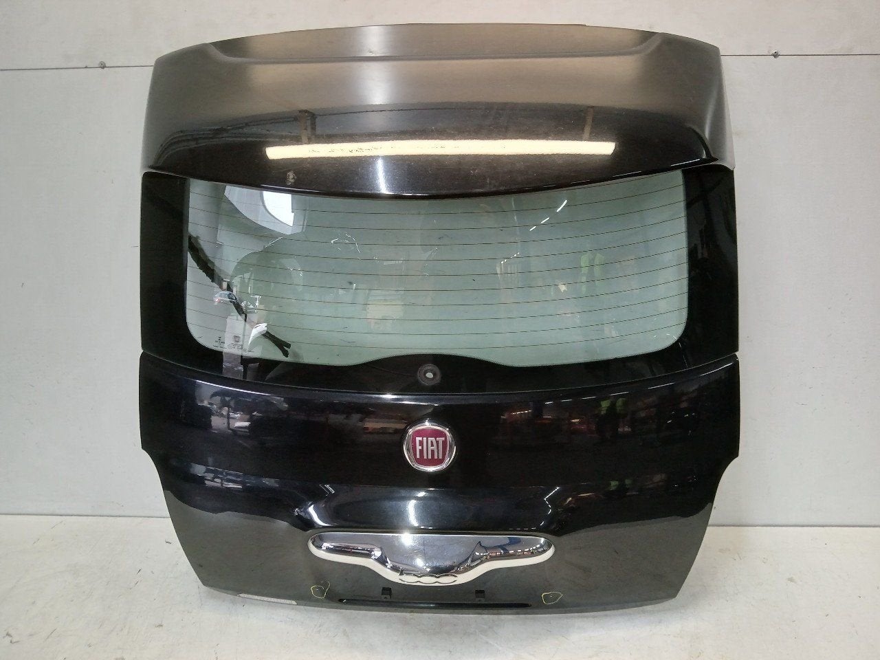 Achterklep Fiat 500, Onderdelen@venauto.nl, Van der Ven Autorecycling B.V., Gebruikt, Ettenseweg 76, 4706 PB Roosendaal, The Netherlands