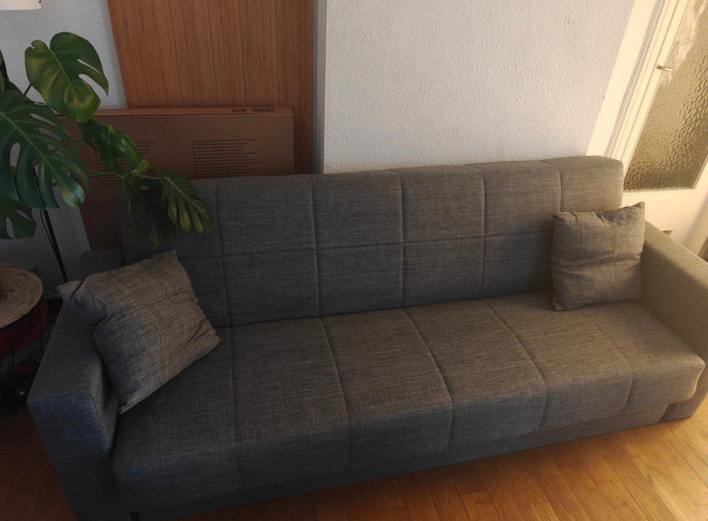 Canapé clic-clac gris convertible avec coffre, Maison & Meubles, Trois personnes, Moins de 75 cm, Comme neuf, Enlèvement
