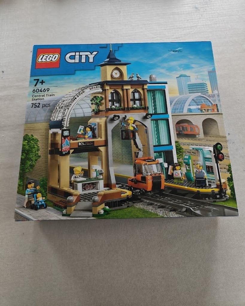 LEGO City Centraal Treinstation – Nieuw, Kinderen en Baby's, Speelgoed | Duplo en Lego, Ophalen, Compleet, City, Lego