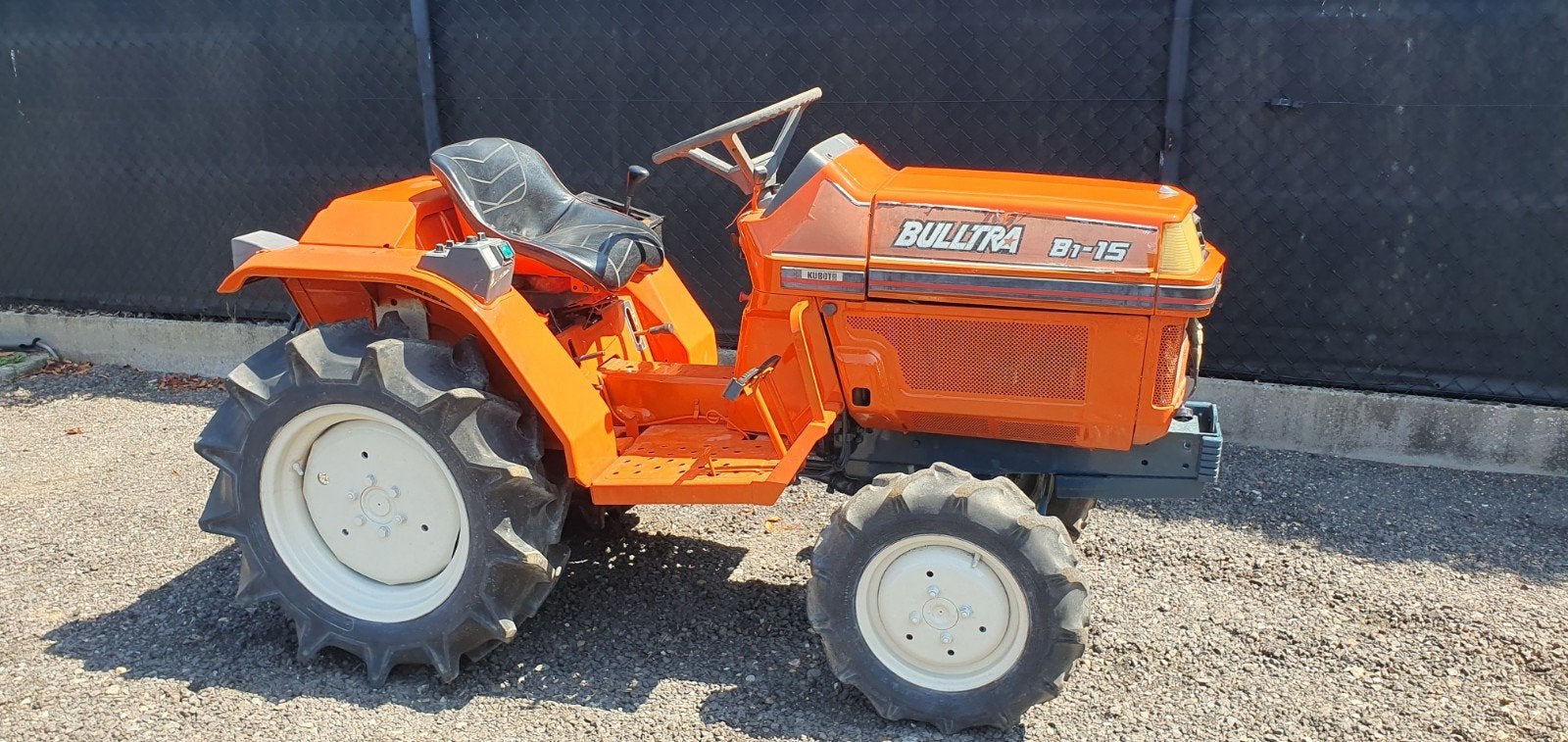 À vendre : Kubota B1-15, Hobby & Loisirs créatifs, Hobby & Loisirs Autre, Enlèvement
