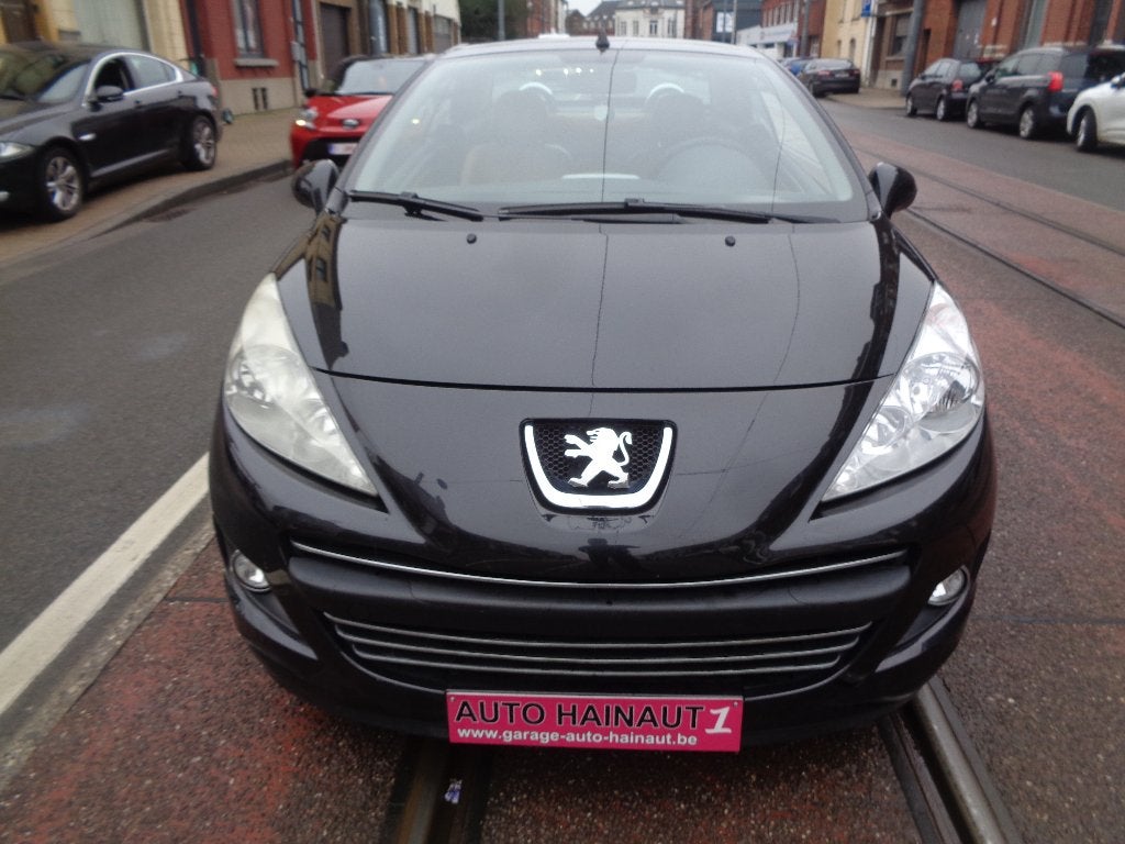 PEUGEOT 207CC 1600CC DIESEL 2011 TRES PROPRE, Auto's, Peugeot, Bedrijf, Te koop, ABS, Airbags, Airconditioning, Alarm, Autonomous Driving