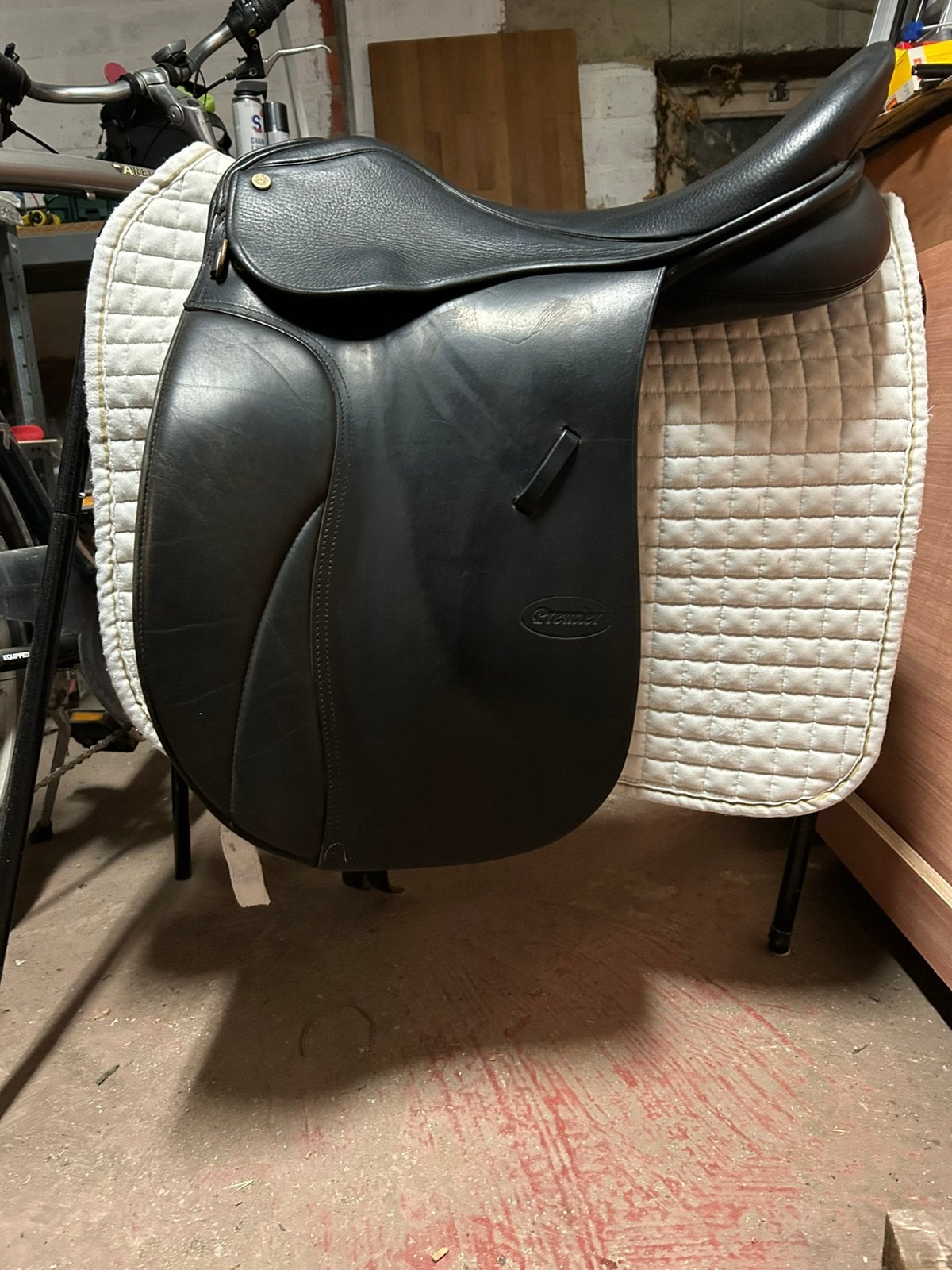Premier Dressuurzadel Jessica 17’5 inch, Dieren en Toebehoren, L (17.5 inch), Gebruikt, Dressuur, Overige merken