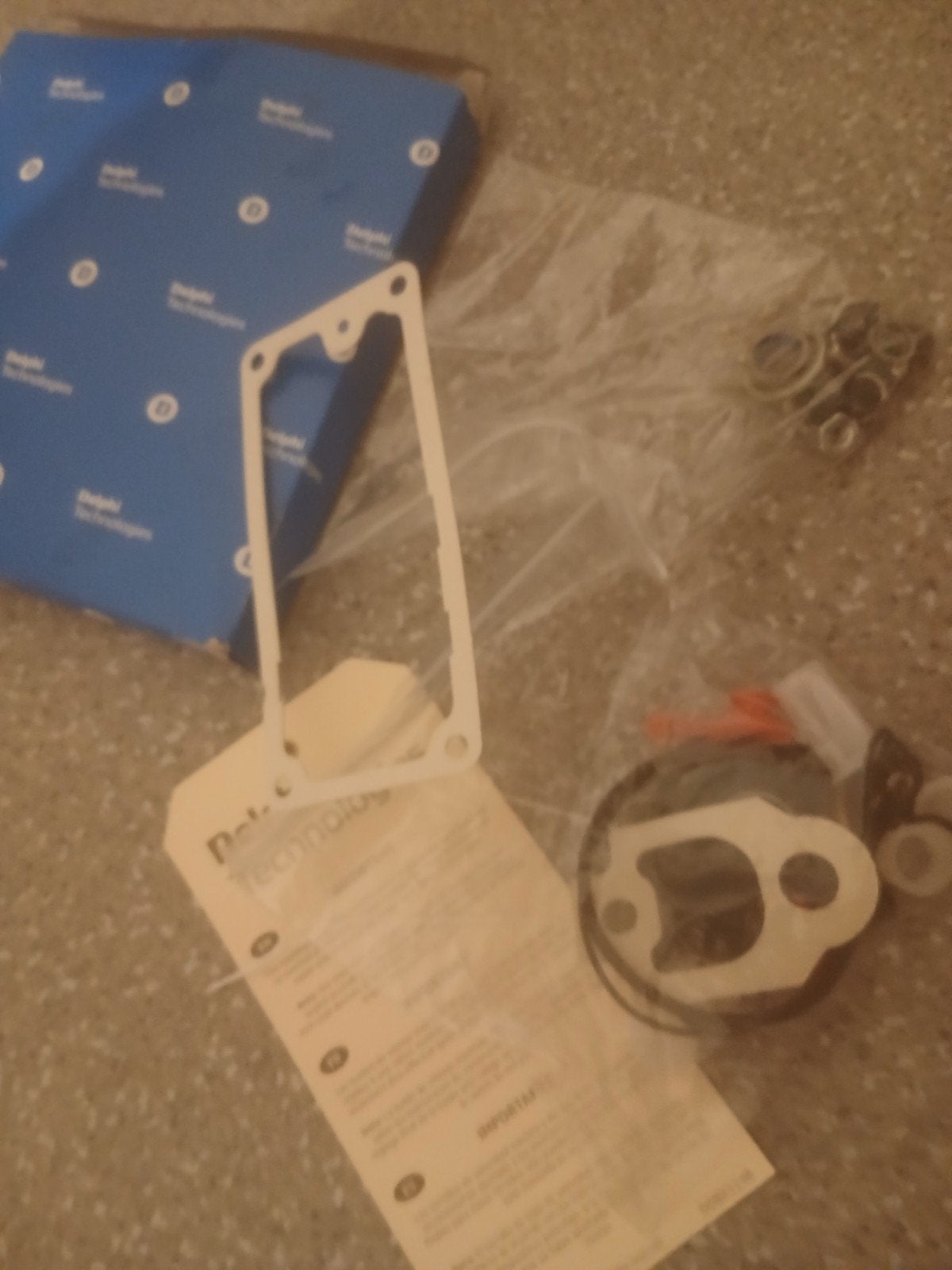 Cric ford transit mk2 neuf et pochette joint pompe injection