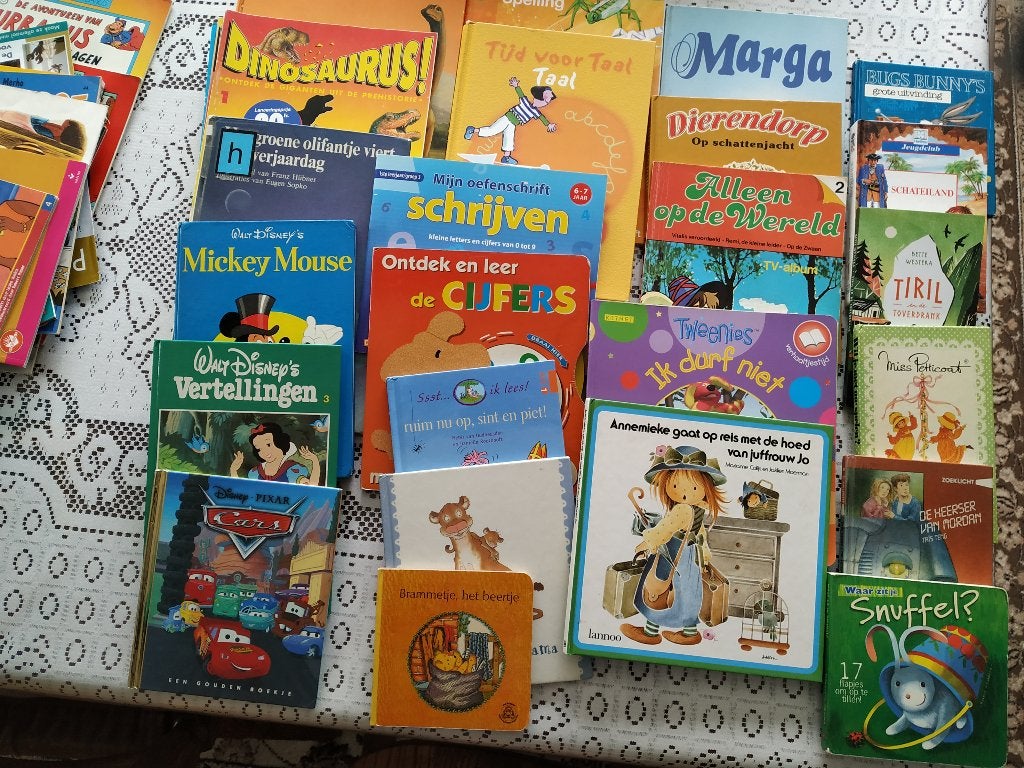 Kinderboekjes 0.50 euro/stuk, Ophalen, Zo goed als nieuw