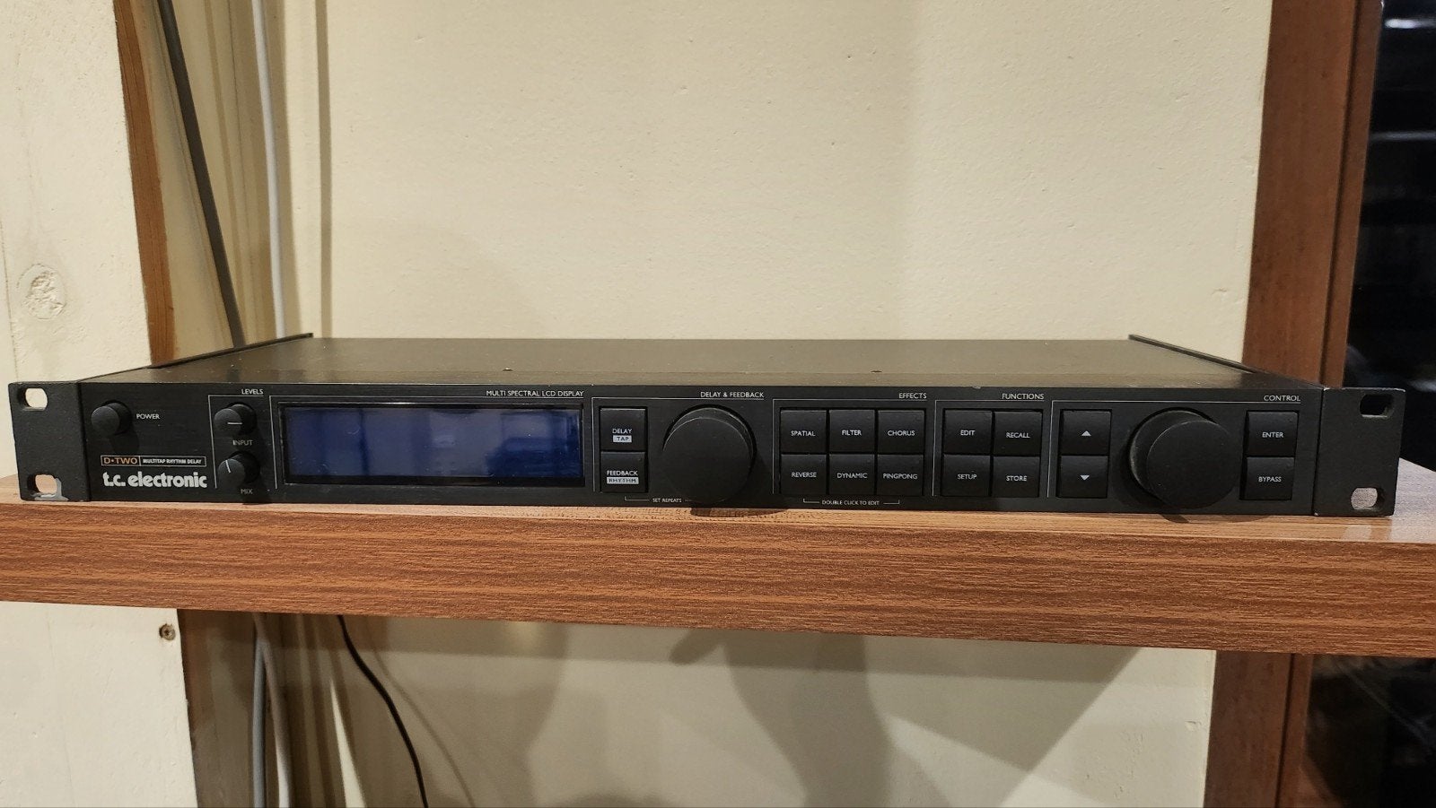 TC electronic D-two, Muziek en Instrumenten, Effecten, Ophalen of Verzenden, Gebruikt, Delay of Echo