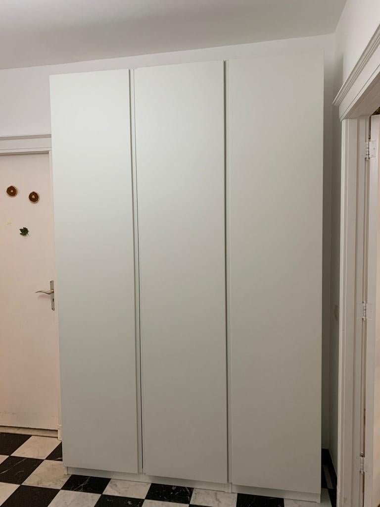 Halkast met drie deuren - als nieuw, Huis en Inrichting, Kasten | Kleerkasten, Zo goed als nieuw, 200 cm of meer, 100 tot 150 cm