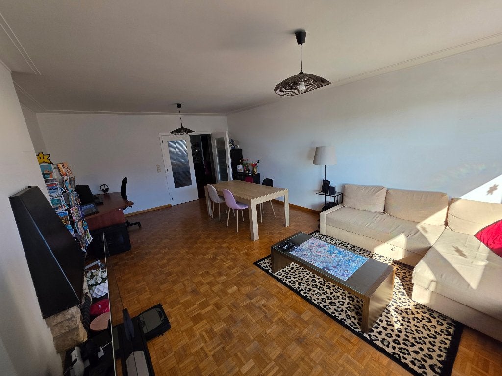 A LOUER - Appartement 1 chambre 80 m² – Altitude 100 (BX), Immo, 50 m² ou plus, Bruxelles
