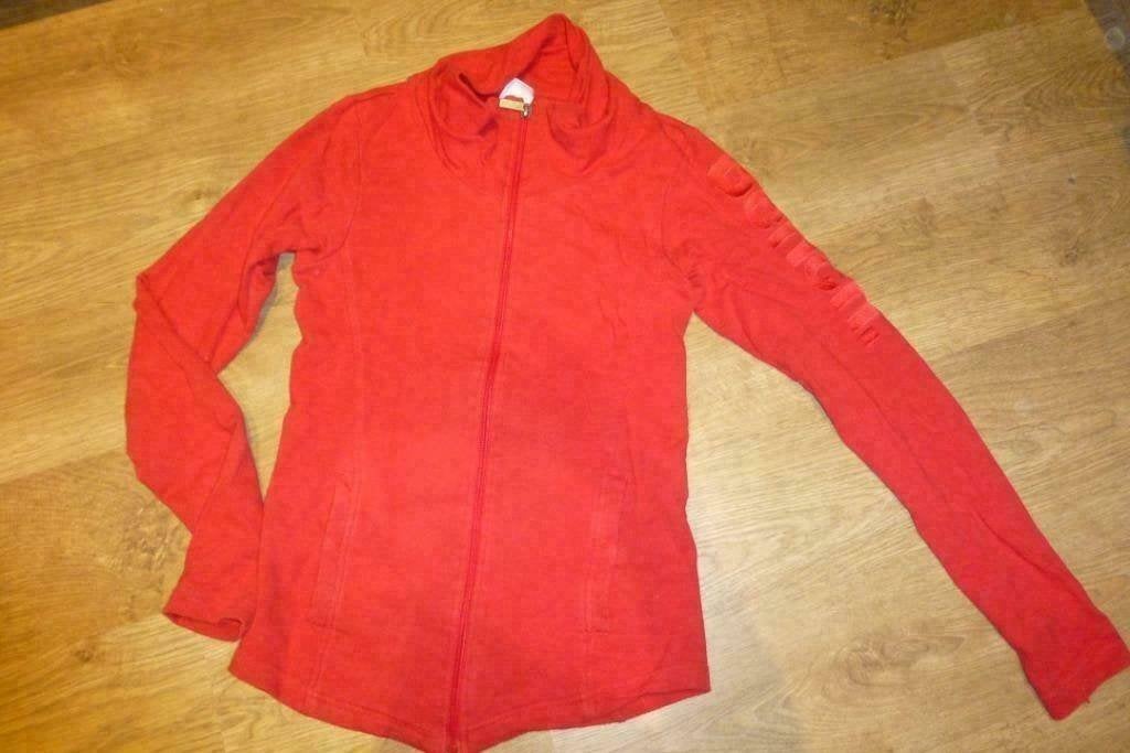 rode trui / gilet van Bench maat Medium, Maat 38/40 (M), Bench, Ophalen of Verzenden, Gedragen