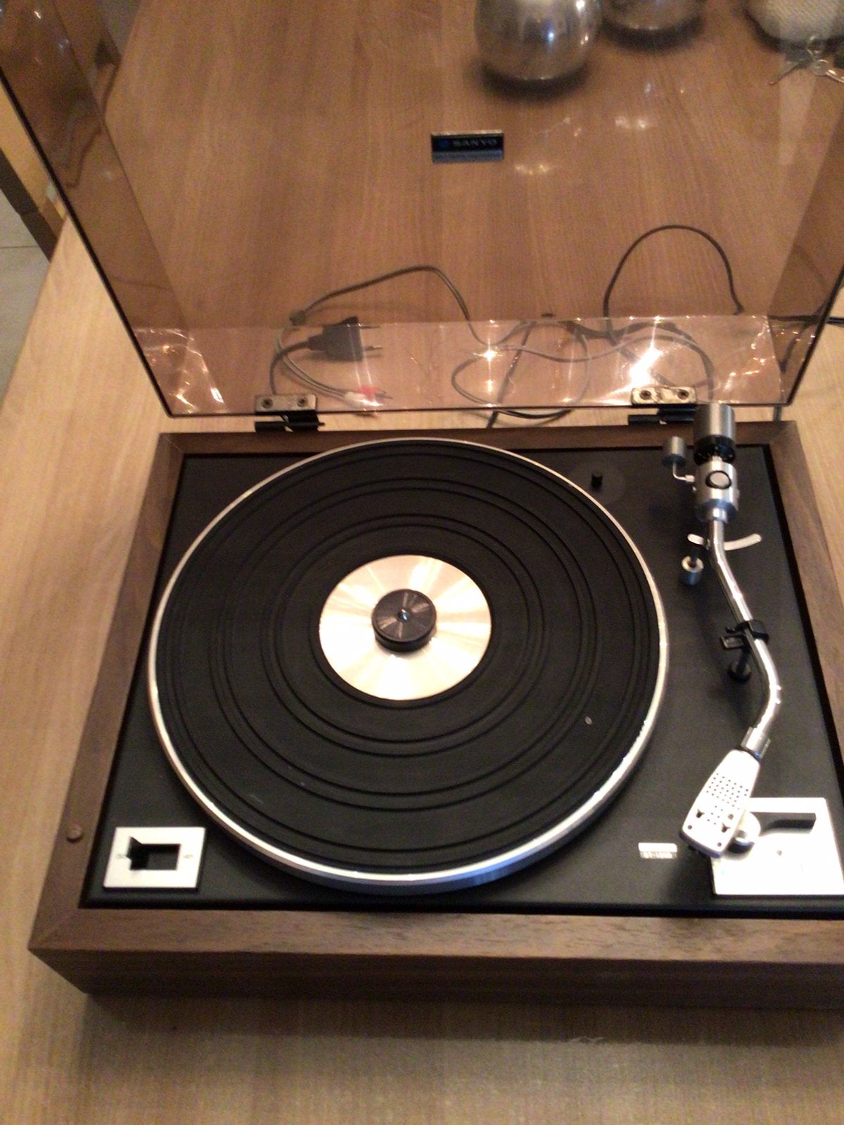 Platenspeler   Sanyo  tp  92 s perfete staat, Ophalen, Zo goed als nieuw, Platenspeler