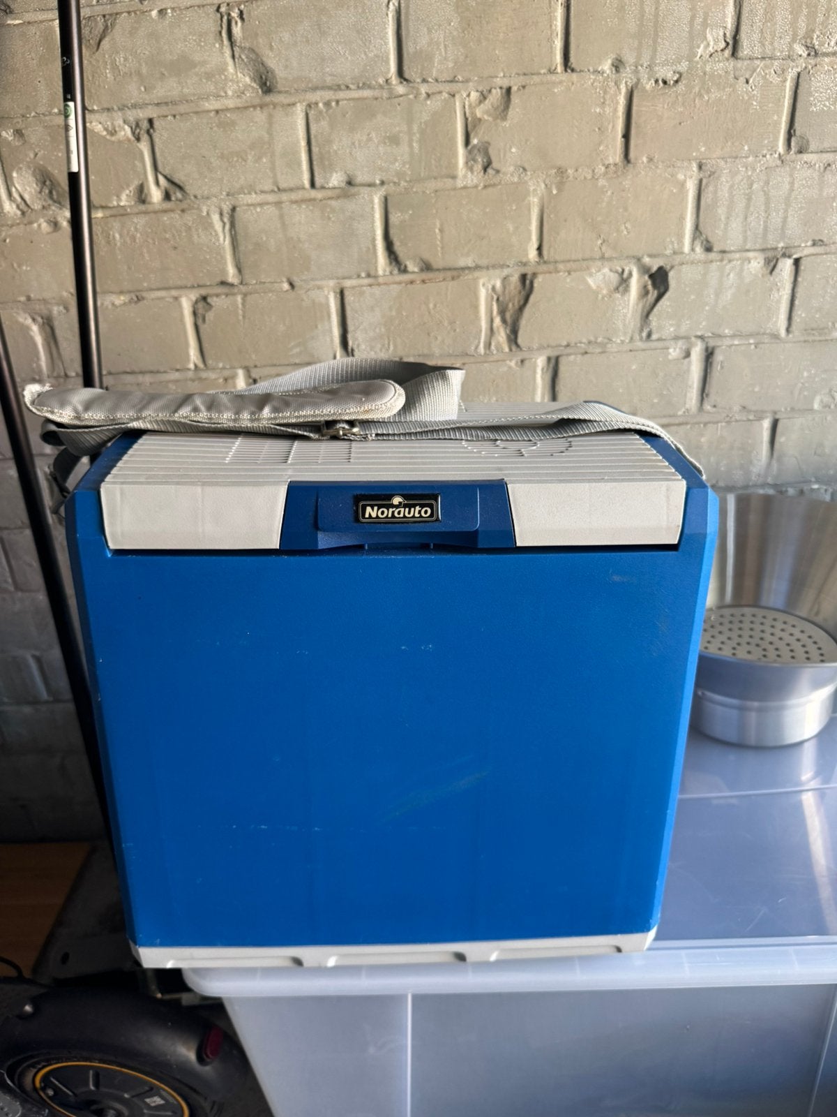 Auto koelbox Norauto 28L  40W 12V, Ophalen, Zo goed als nieuw, Koelbox