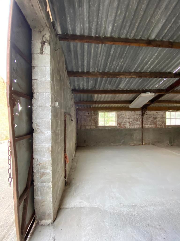 Schuur/ opslagruimte/ loods/ werkruimte 280m2 te huur, Immo