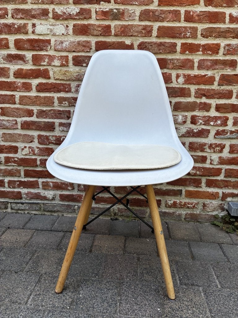 Witte design eetkamerstoel – Replica Charles & Ray Eames DSW, Scandinavische stijl, Bois, Autres couleurs, Enlèvement