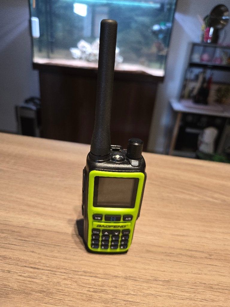 Baofeng uv-5r mini 5w, Télécoms, Talkies-walkies & Walkies-talkies, Fonction mains libres, Neuf, Talkie-walkie ou Walkie-talkie