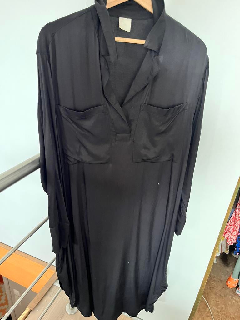 Robes longues, Enlèvement ou Envoi, Porté