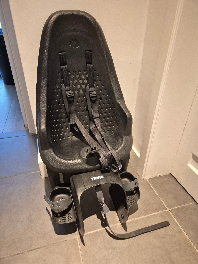 Kinderzitje Fietsstoeltje Thule bagagedrager, Fietsen en Brommers, Ophalen, Achterzitje, Voetsteuntjes, Yepp (Thule)